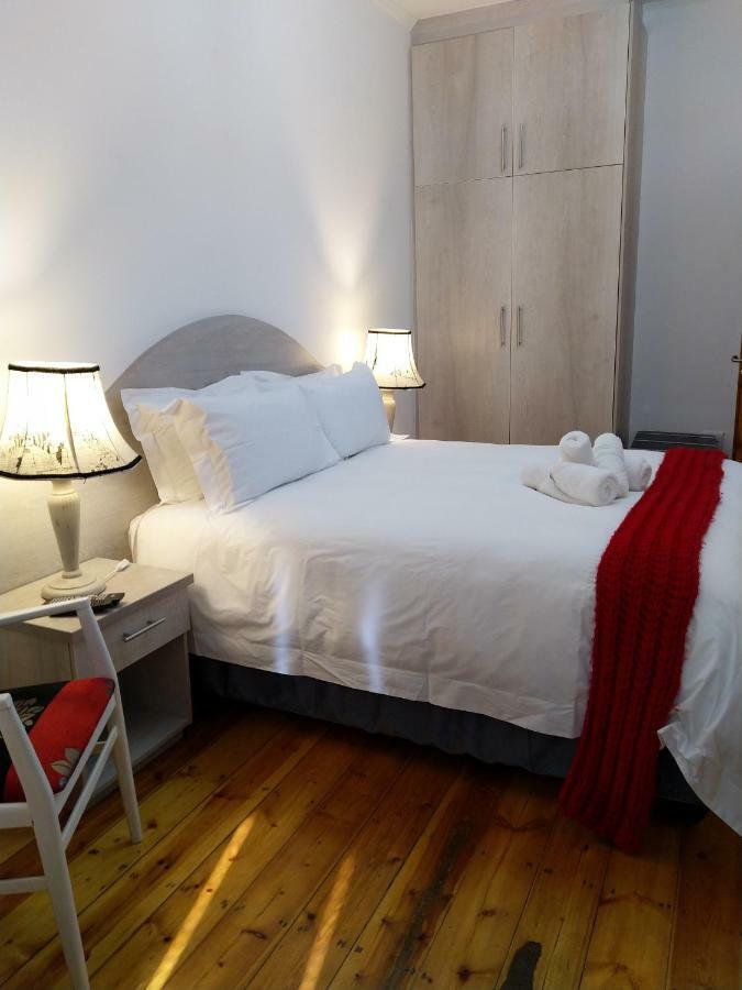 Savoy Hotel Beaufort-West Beaufort West Kültér fotó